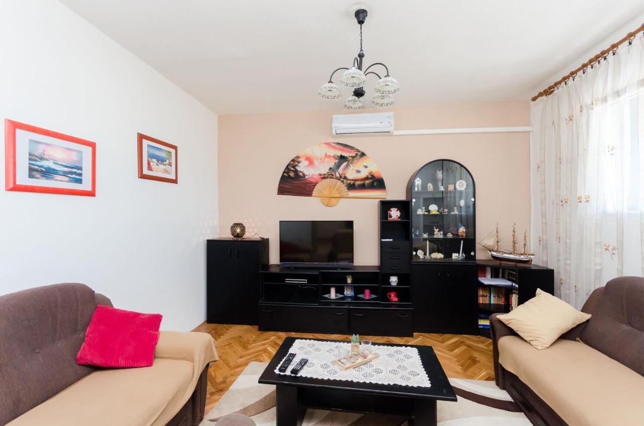 Apartments Albina Lopar Exterior foto