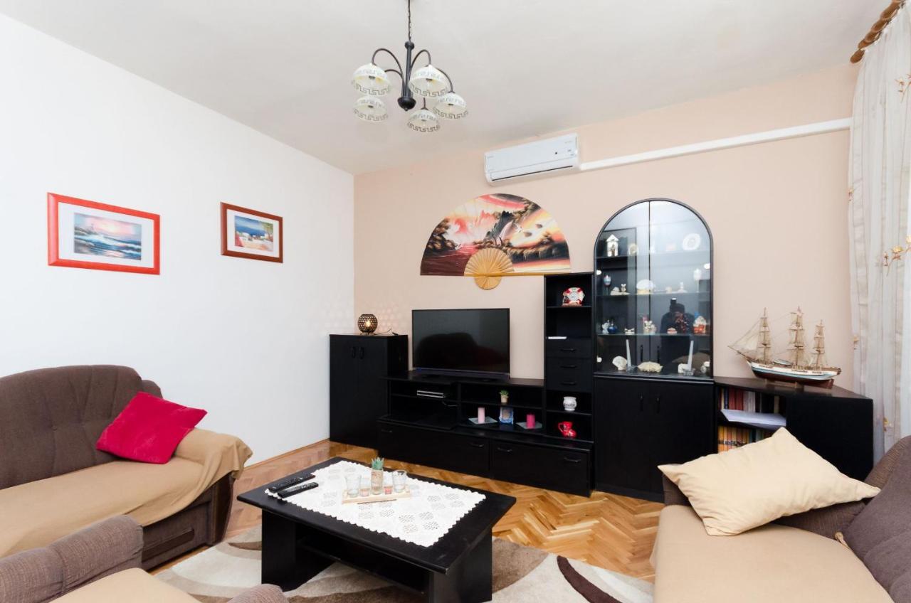 Apartments Albina Lopar Exterior foto